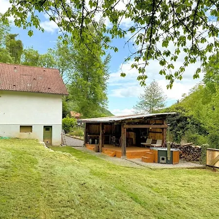 Ferienhaus Beautiful House With Jacuzzi In The Mountains *